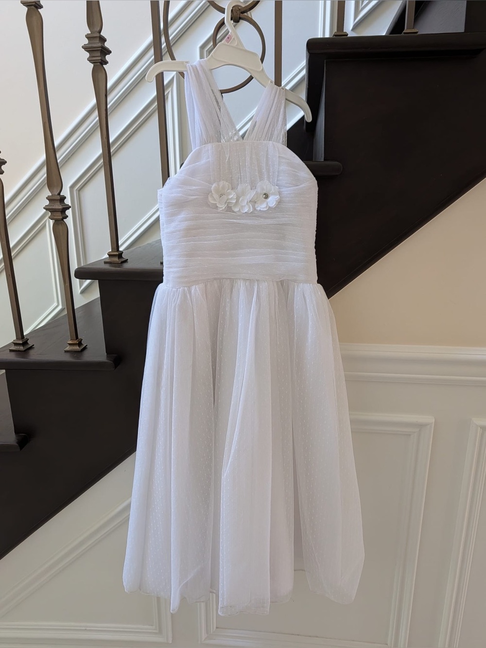 White Girls' Floral Tulle Dress - Elegant Sleeveless Party Dress